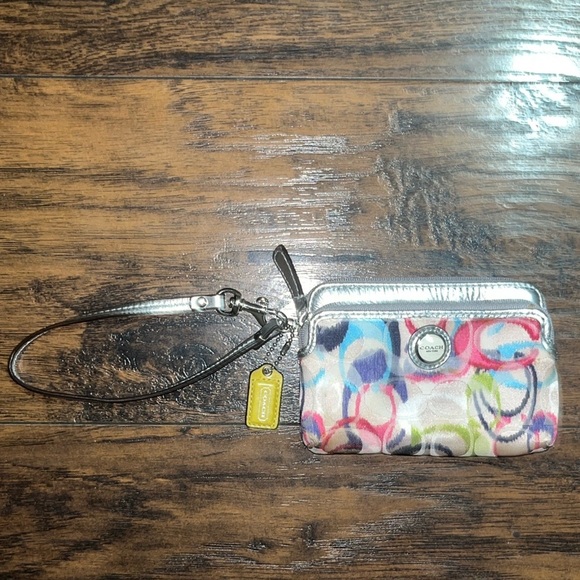 Coach Handbags - Coach Wallet